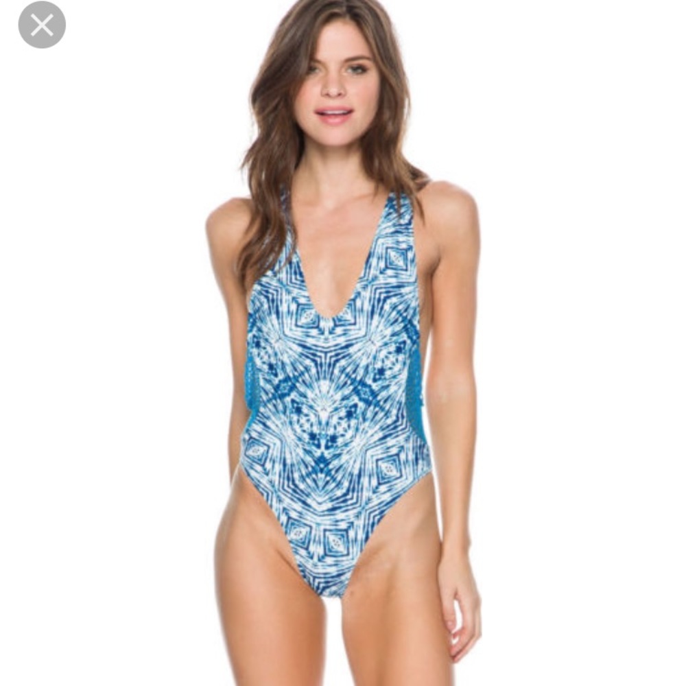 Volcom lost sea 1 piece bathing suit